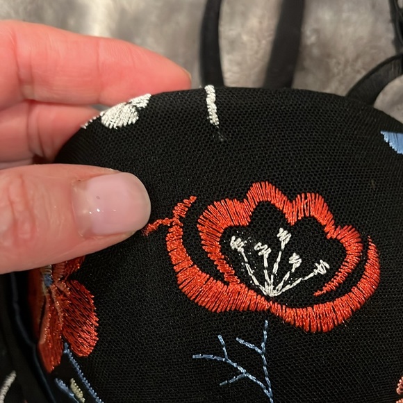 Bra - Picture 5 of 6